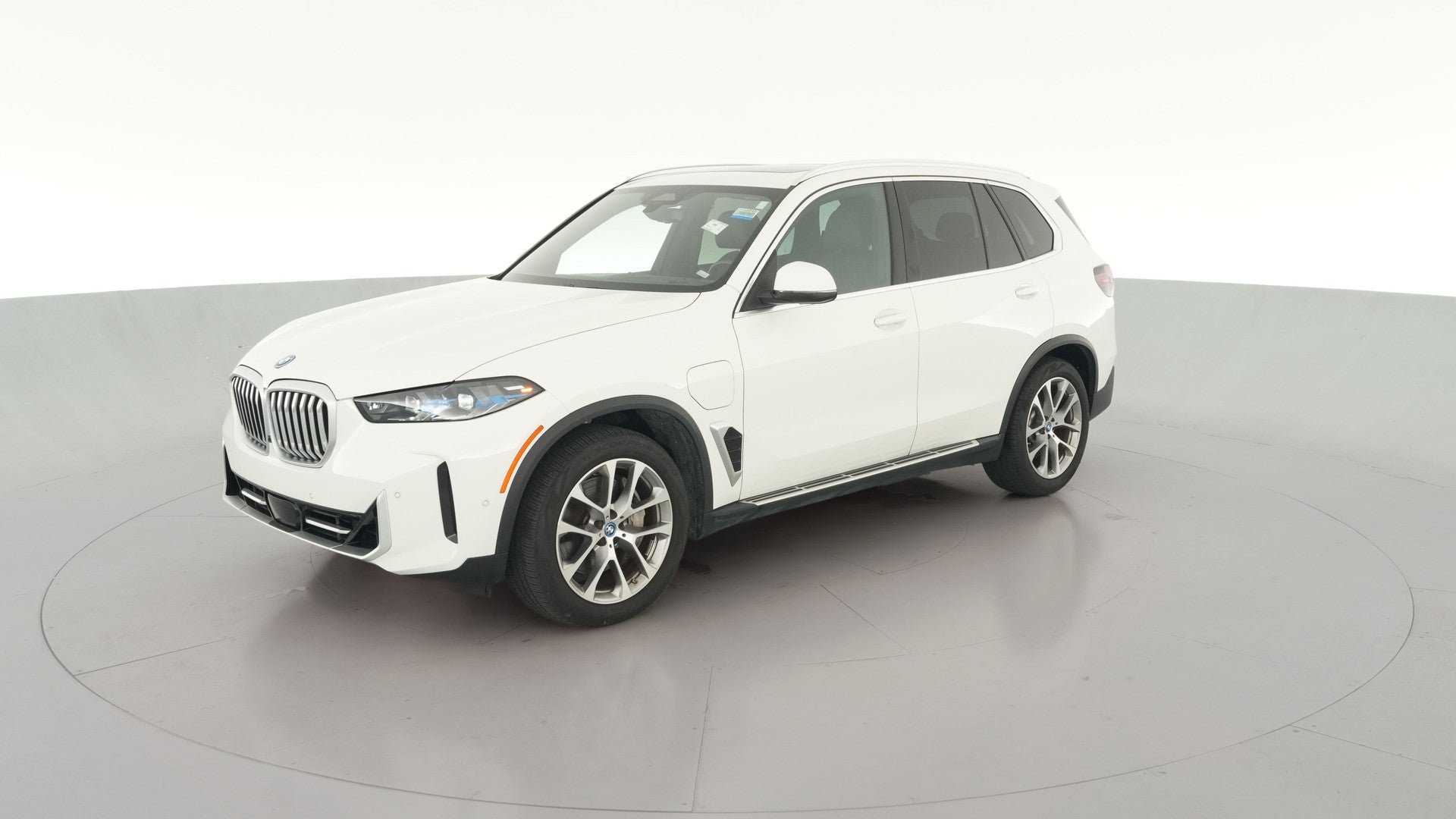 2025 BMW X5 vehicle photo
