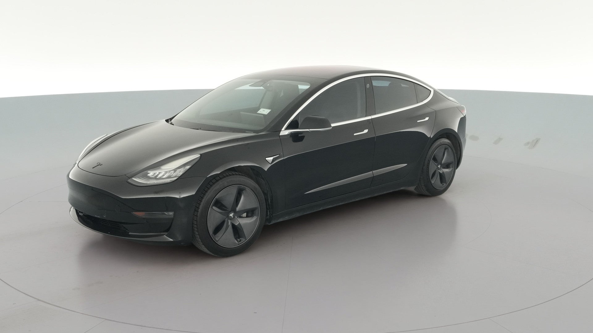 2019 Tesla Model 3 vehicle photo