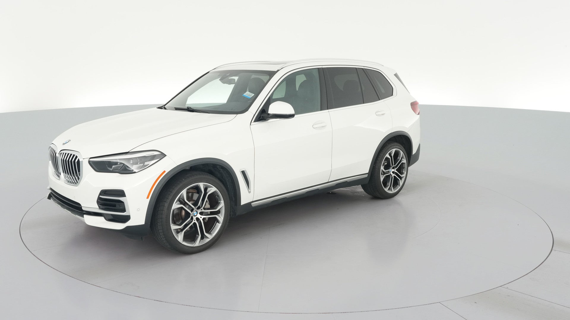 2022 BMW X5 vehicle photo