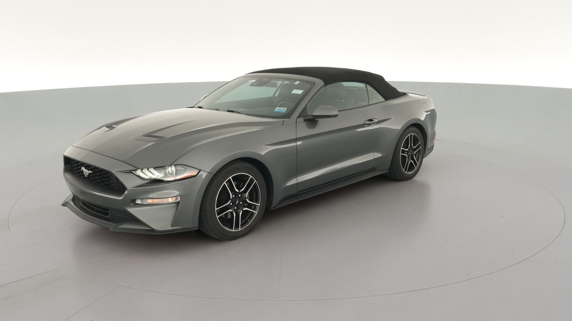 2021 Ford Mustang vehicle photo