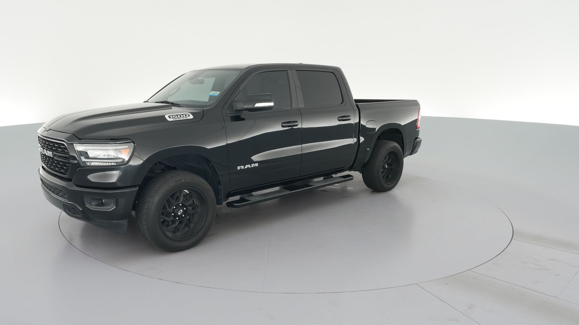 2022 Ram 1500 Crew Cab vehicle photo
