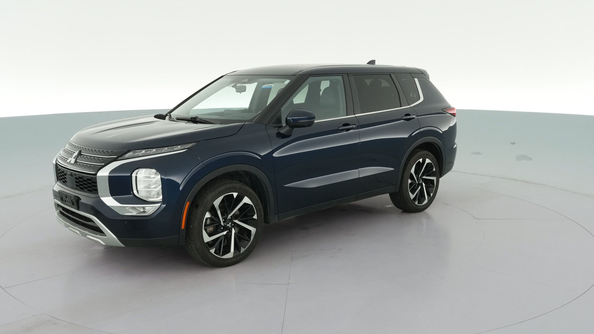 2024 Mitsubishi Outlander vehicle photo