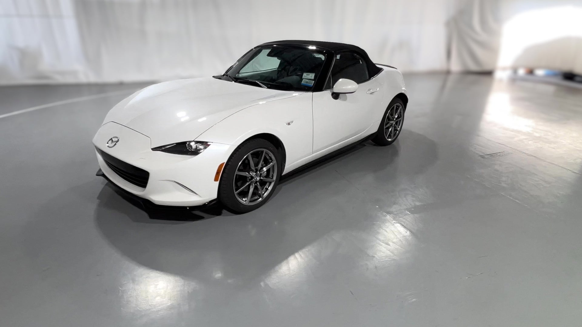 2022 MAZDA MX-5 Miata vehicle photo