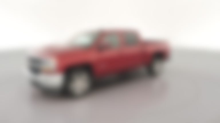 2018 Chevrolet Silverado 1500 Crew Cab vehicle photo