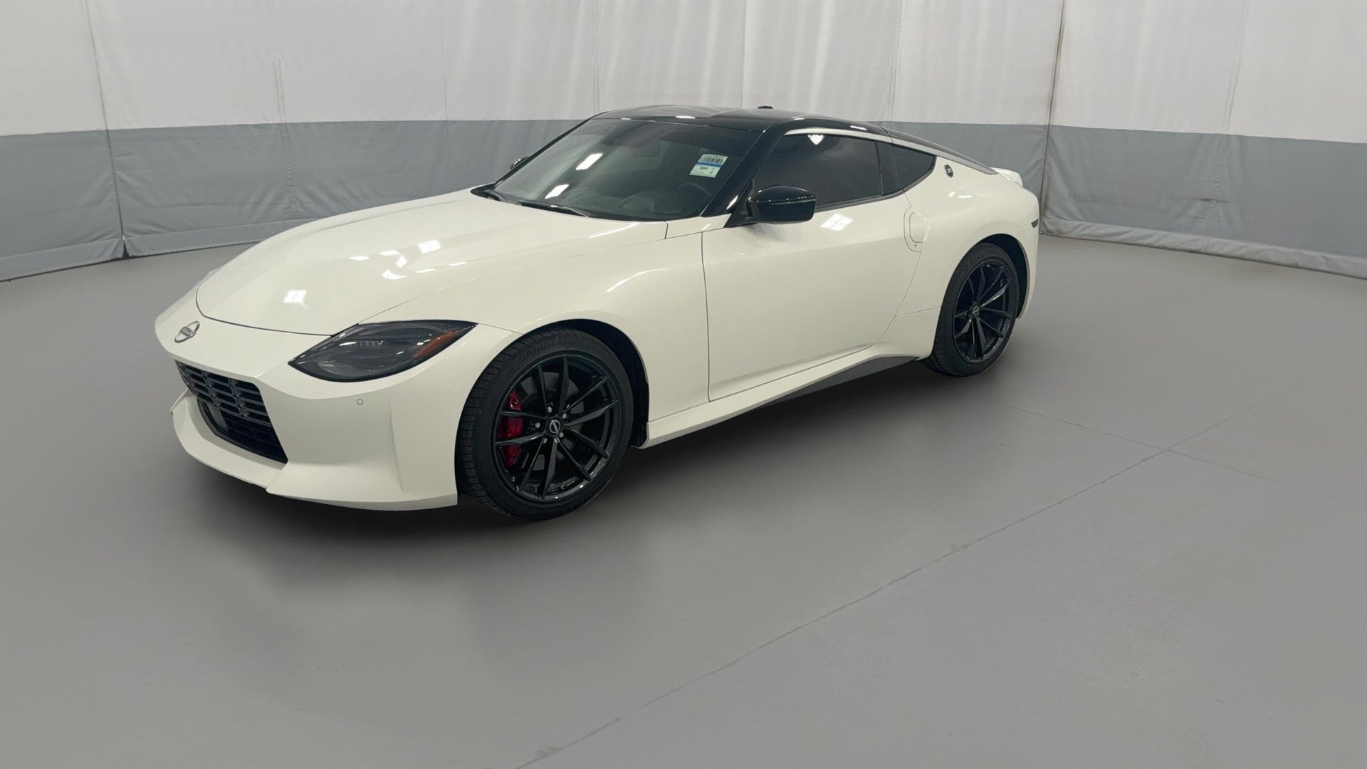 2025 Nissan Z vehicle photo