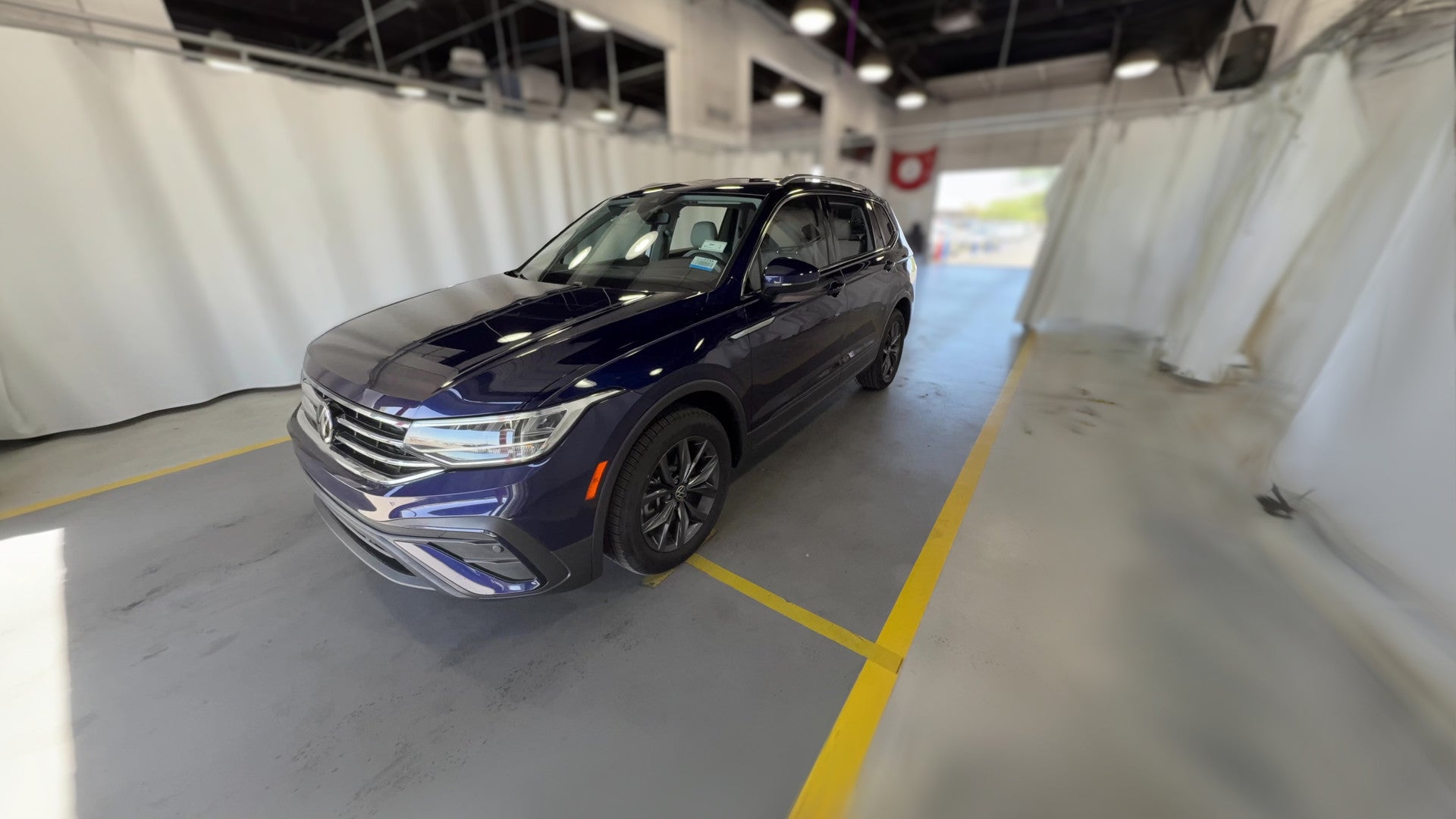 2022 Volkswagen Tiguan vehicle photo