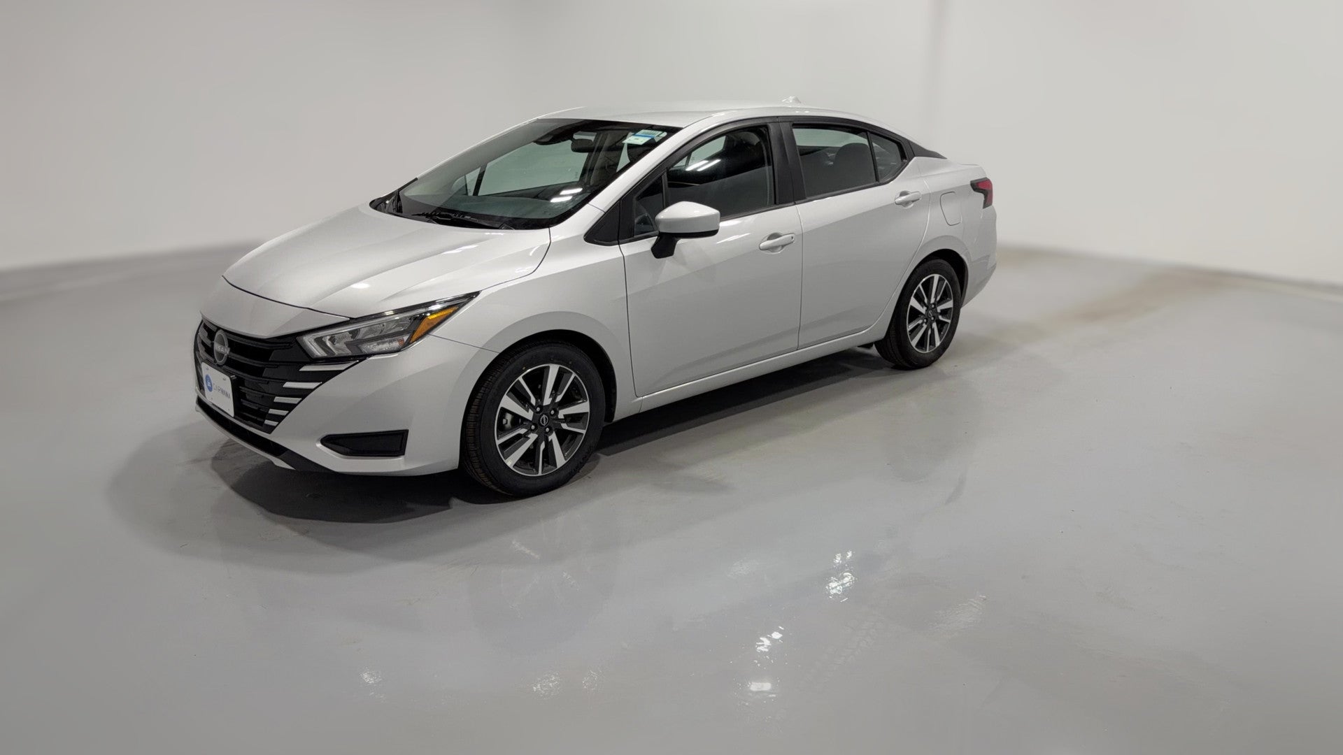 2025 Nissan Versa vehicle photo