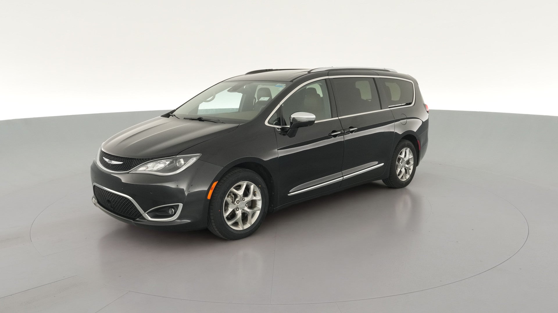 2017 Chrysler Pacifica vehicle photo