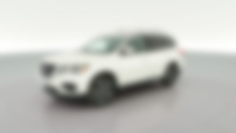 2017 Nissan Pathfinder vehicle photo