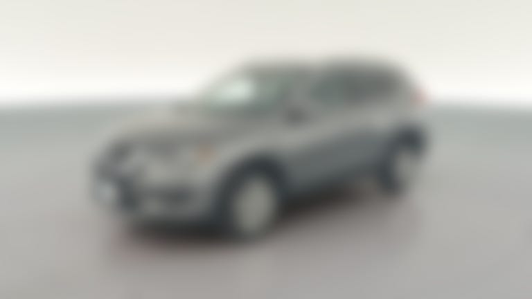 2018 Nissan Rogue vehicle photo