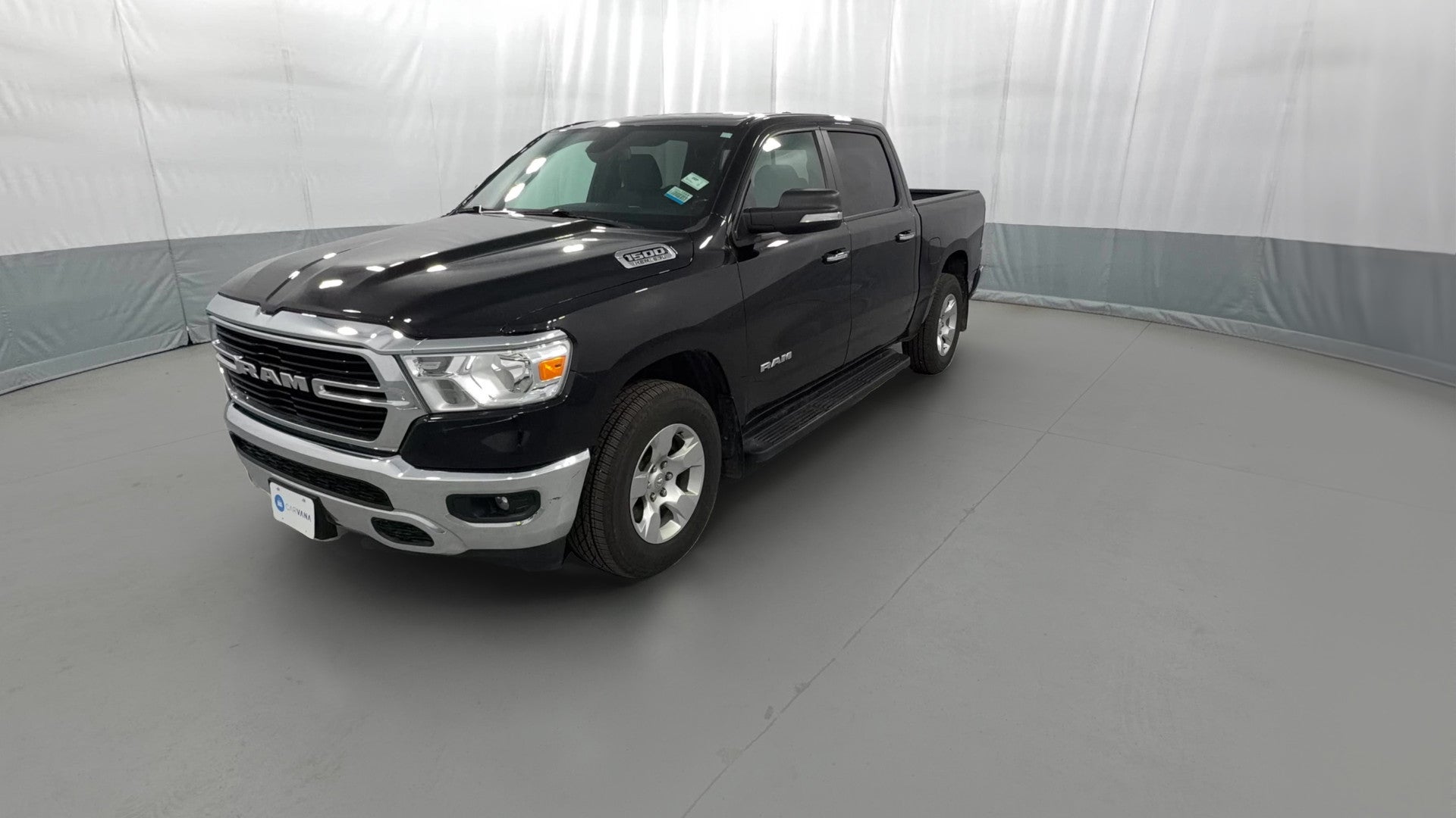 2019 Ram 1500 Crew Cab vehicle photo
