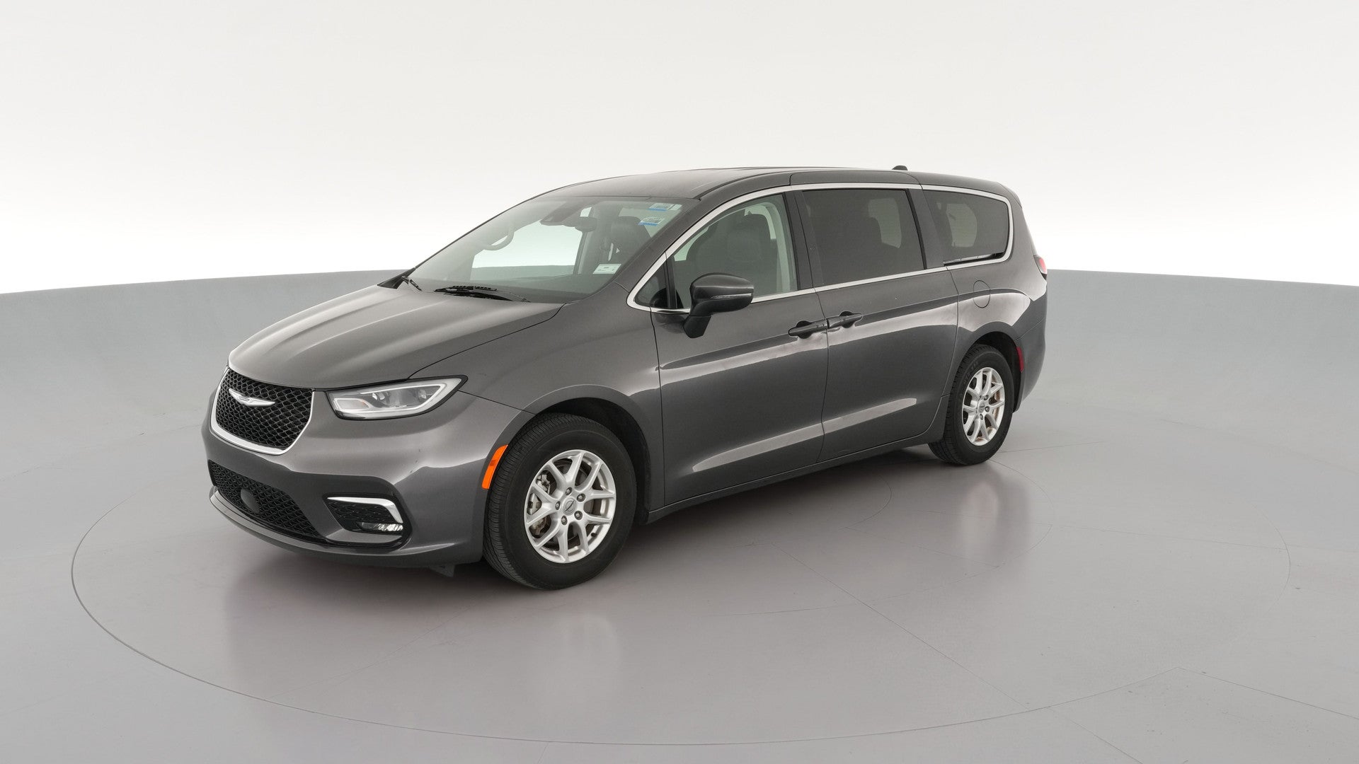 2023 Chrysler Pacifica vehicle photo