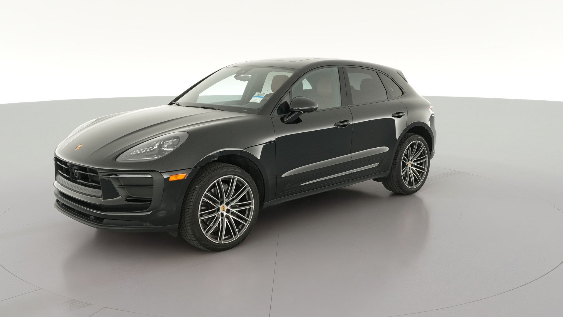 2023 Porsche Macan vehicle photo