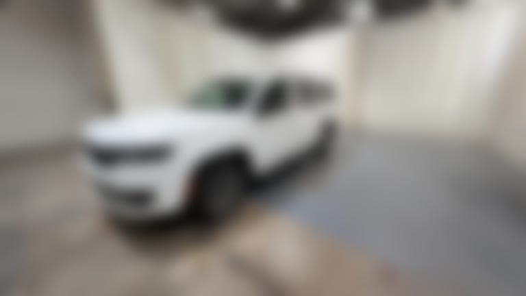 2024 Jeep Wagoneer L vehicle photo