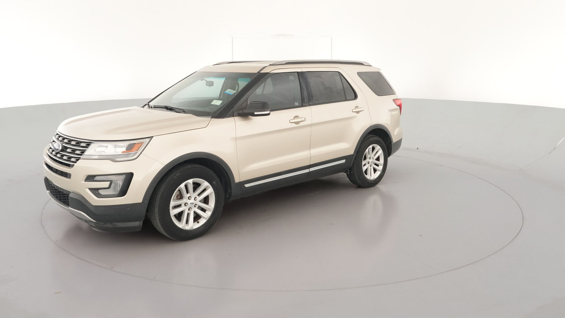 2017 Ford Explorer vehicle photo