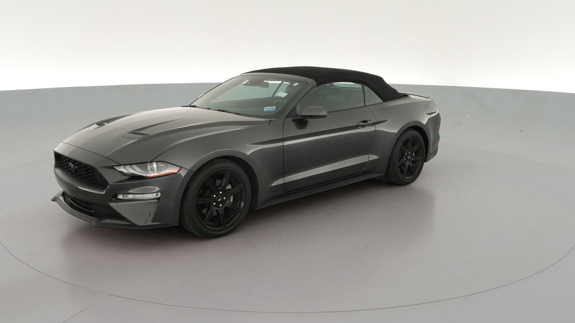 2020 Ford Mustang vehicle photo