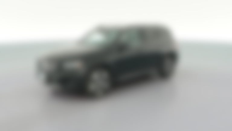 2025 Mercedes-Benz GLB vehicle photo