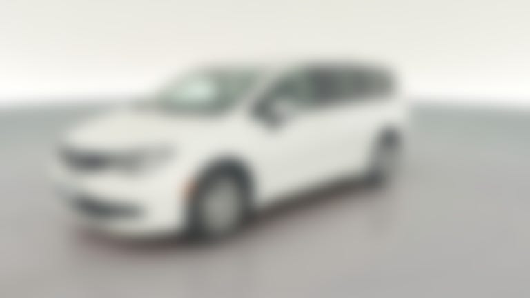 2023 Chrysler Voyager vehicle photo