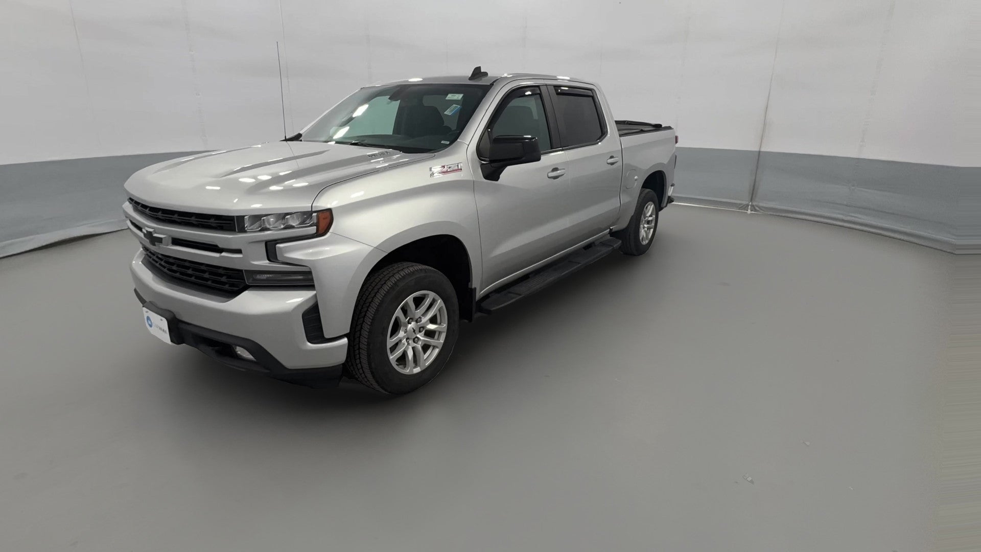 2020 Chevrolet Silverado 1500 Crew Cab vehicle photo