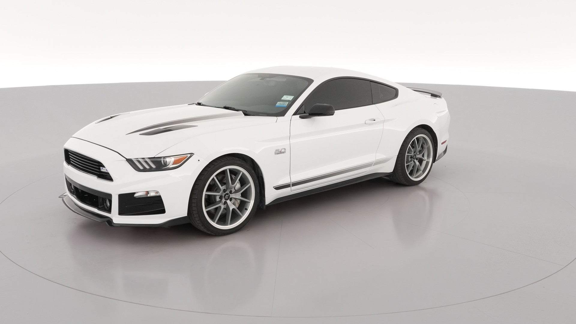 2016 Ford Mustang vehicle photo