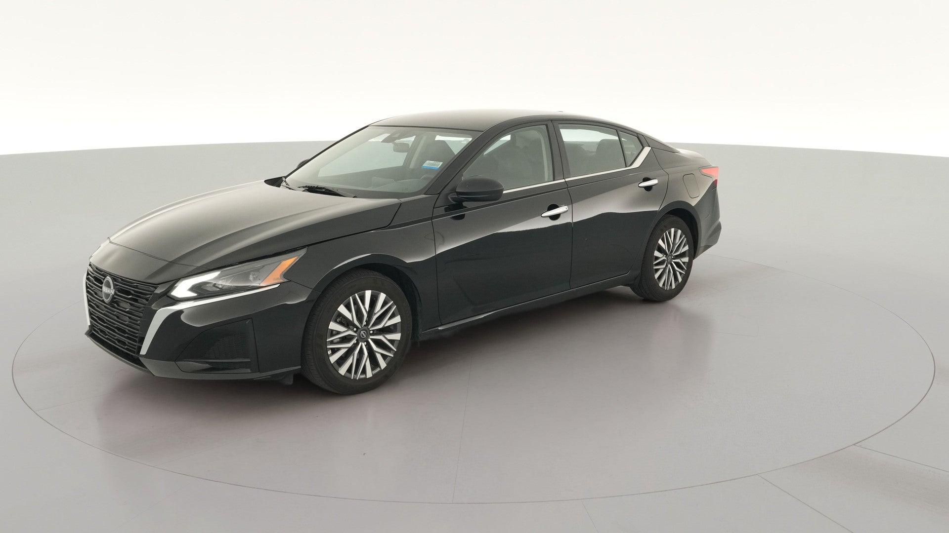2025 Nissan Altima vehicle photo