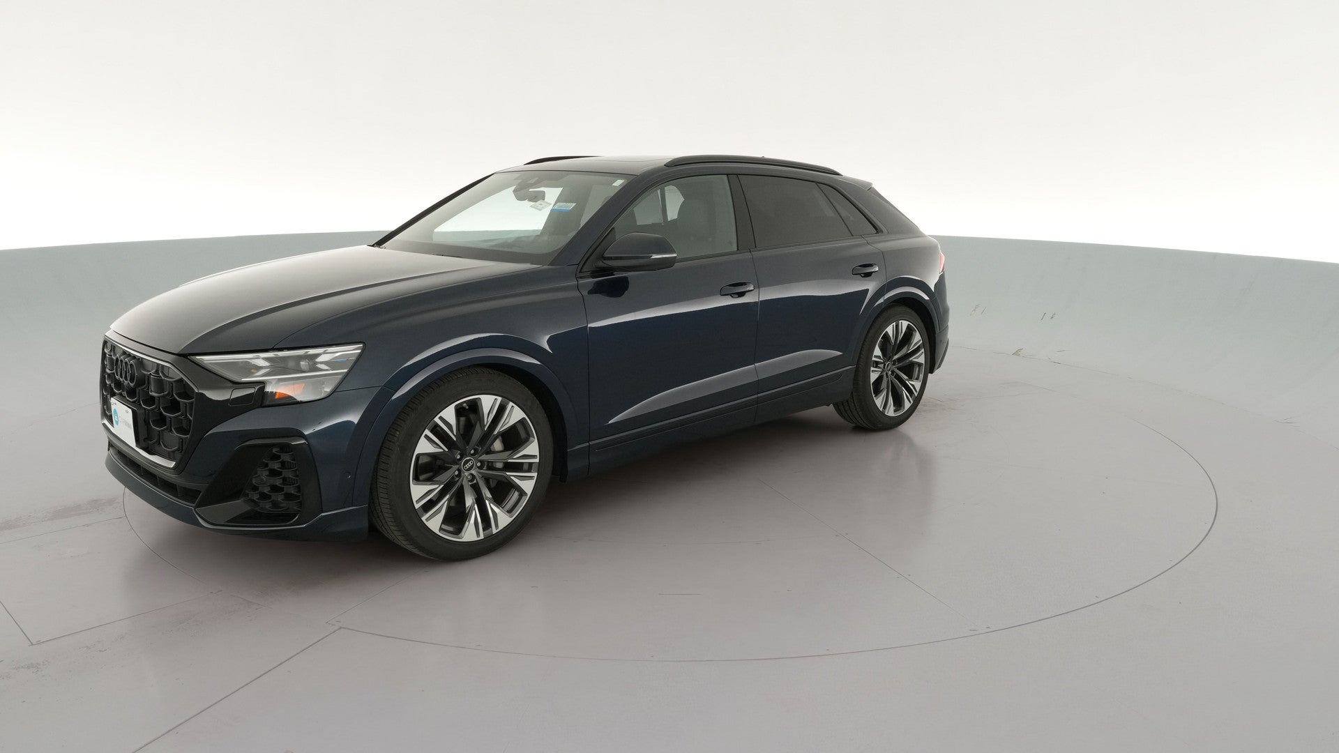 2025 Audi Q8 vehicle photo