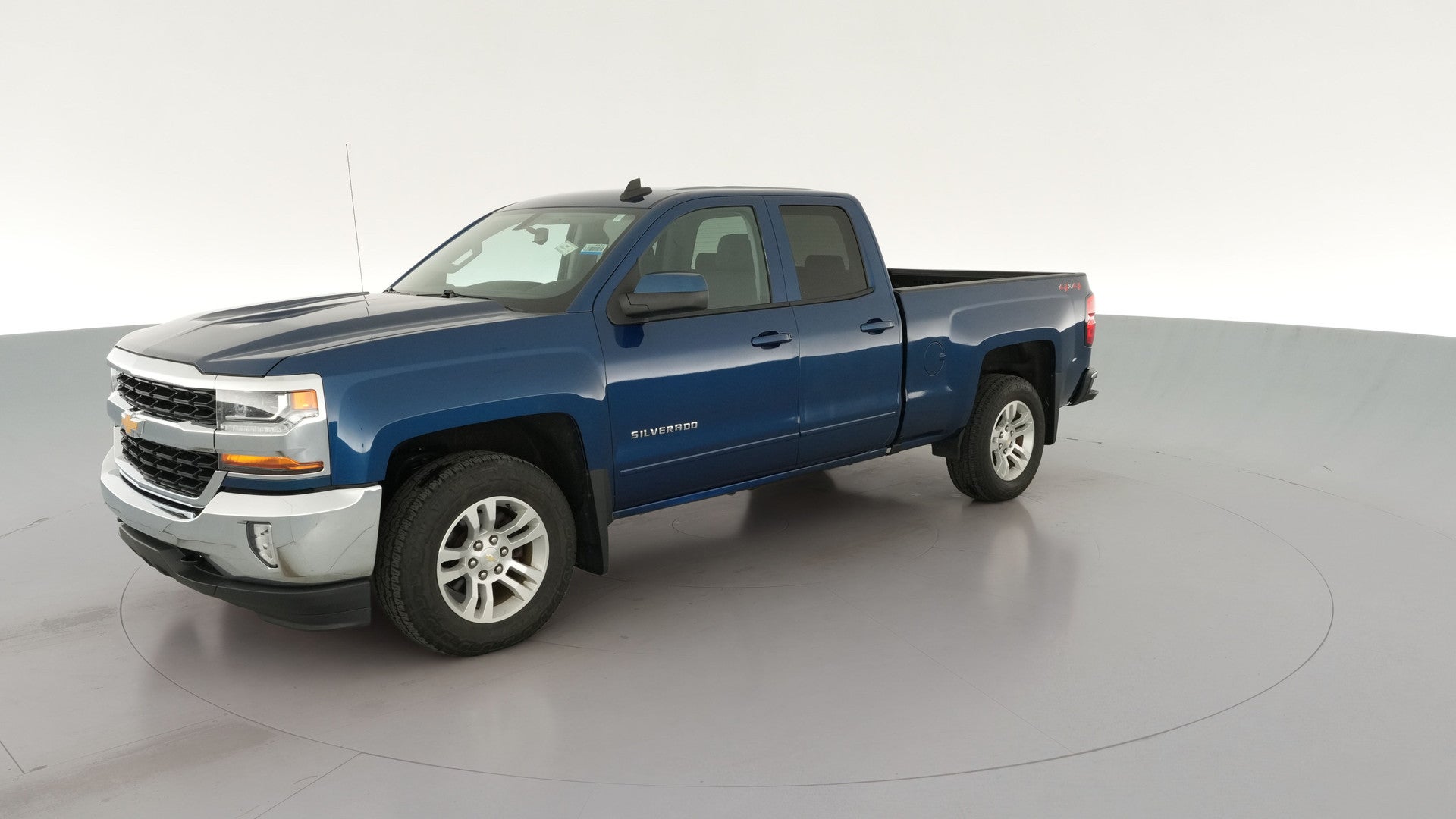 2019 Chevrolet Silverado 1500 LD Double Cab vehicle photo