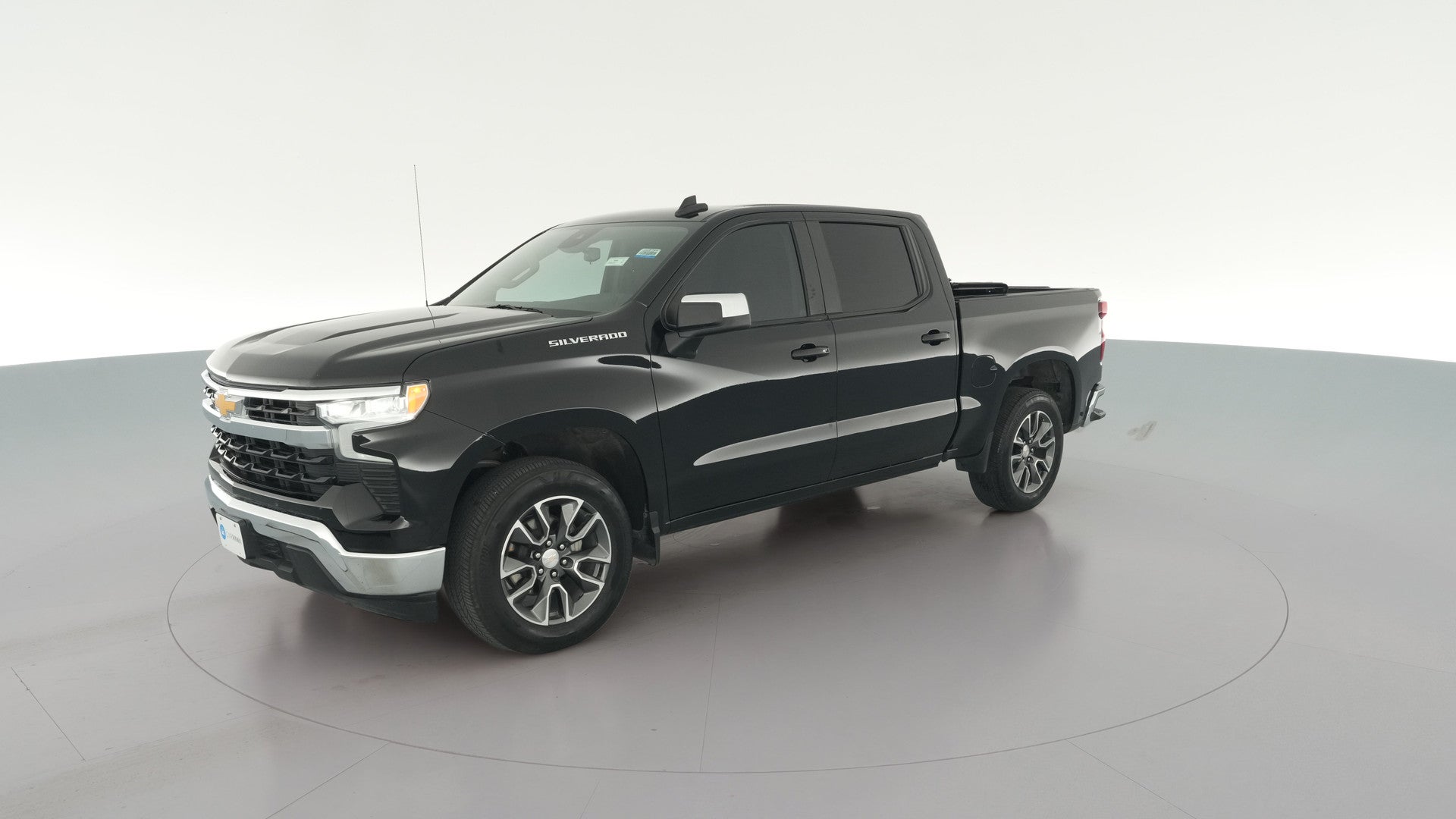 2024 Chevrolet Silverado 1500 Crew Cab vehicle photo