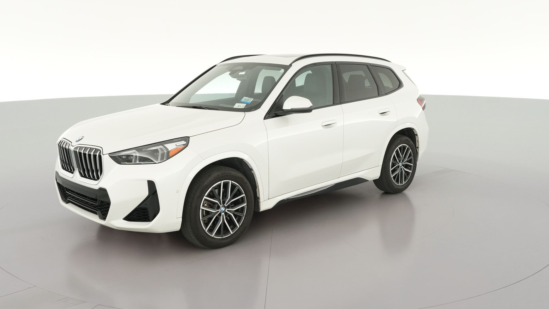 2025 BMW X1 vehicle photo