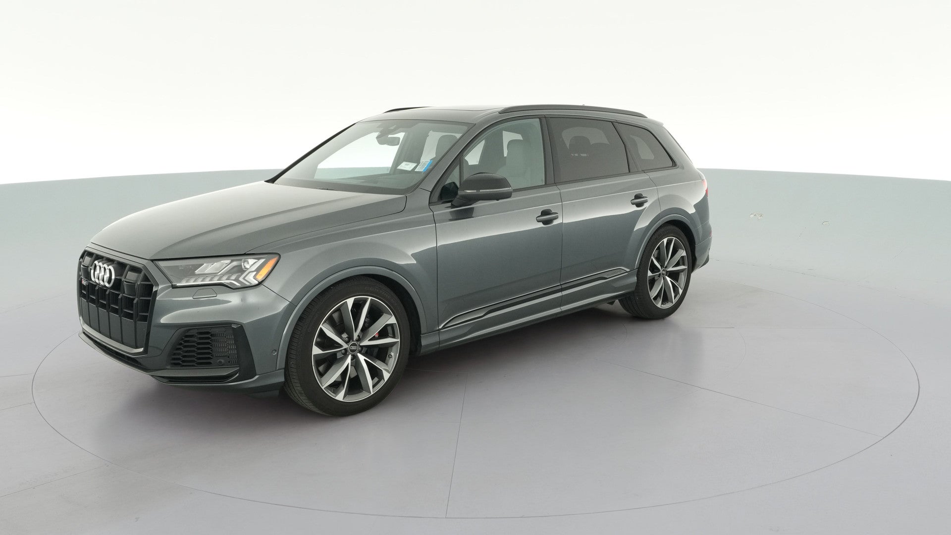 2023 Audi SQ7 vehicle photo