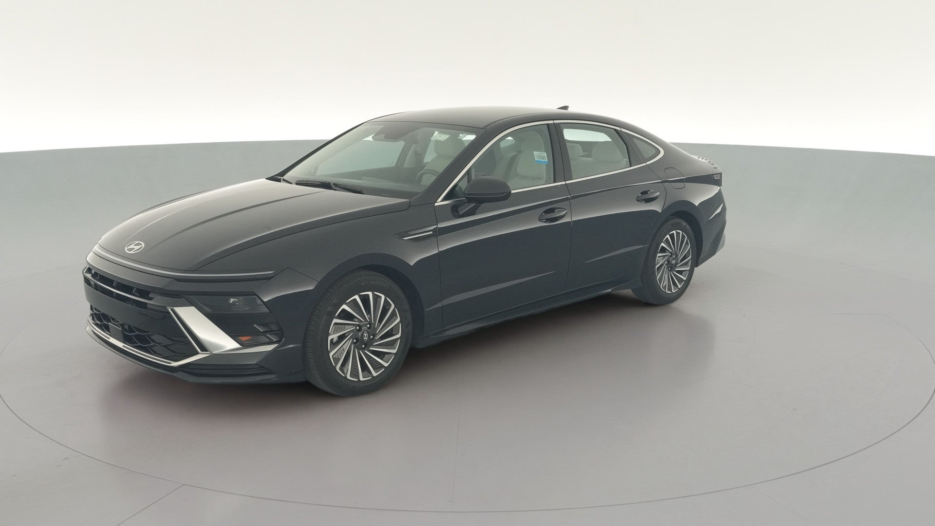 2025 Hyundai Sonata Hybrid vehicle photo