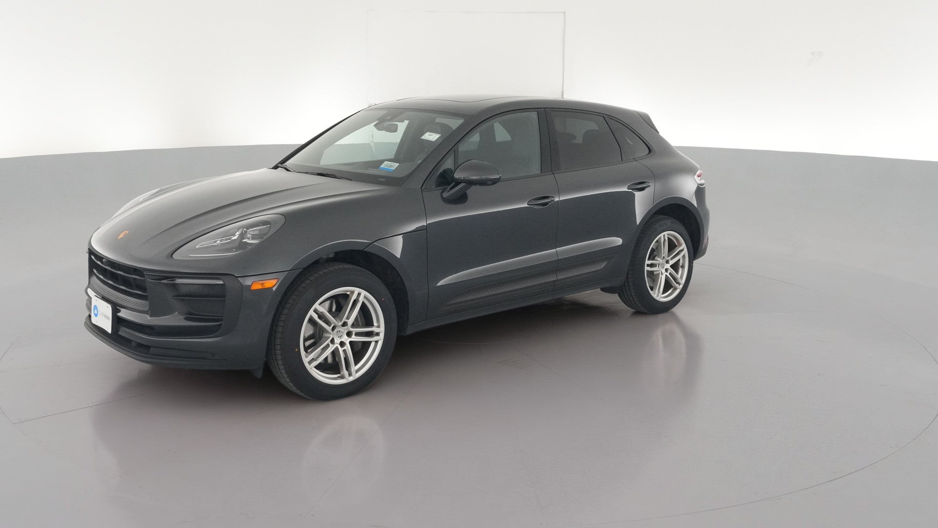 2022 Porsche Macan vehicle photo
