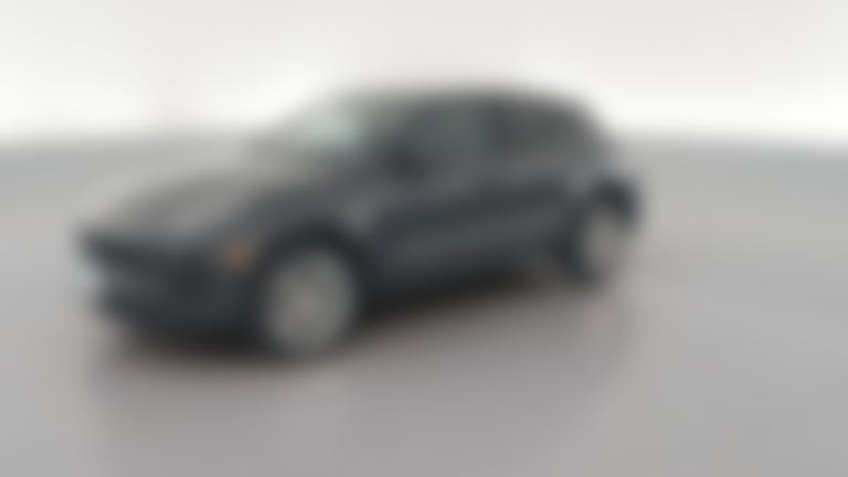 2022 Porsche Macan vehicle photo