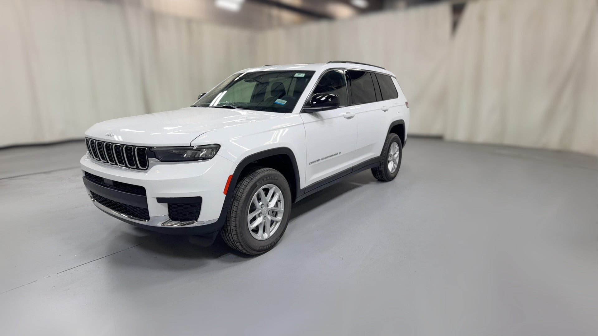 2026 Jeep Grand Cherokee L vehicle photo