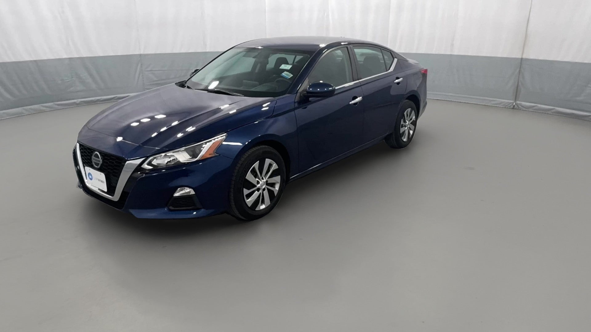2020 Nissan Altima vehicle photo