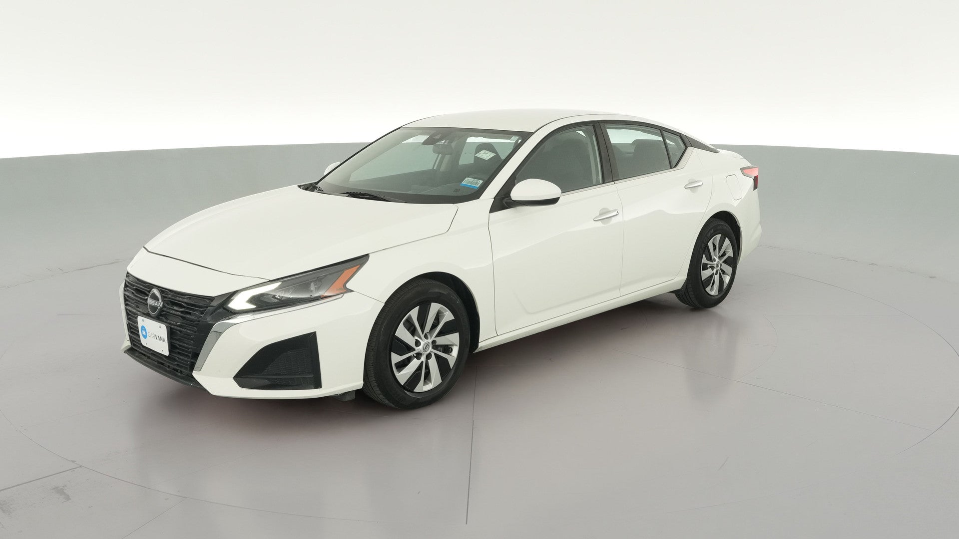 2023 Nissan Altima vehicle photo