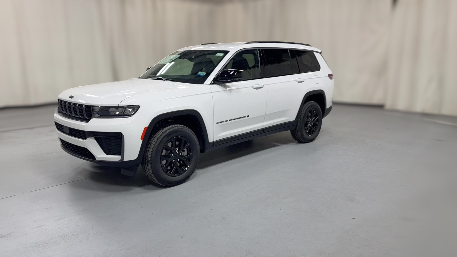 2026 Jeep Grand Cherokee L vehicle photo