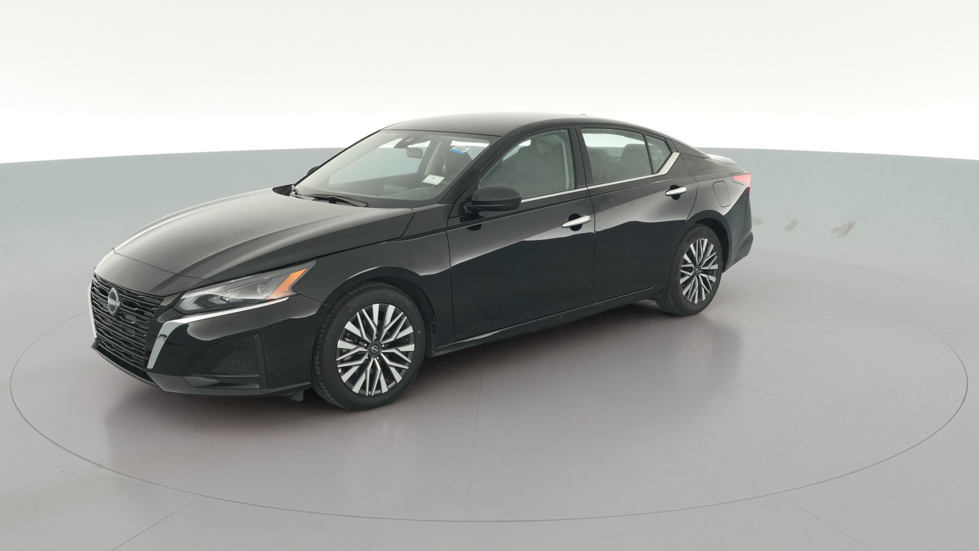 2025 Nissan Altima vehicle photo