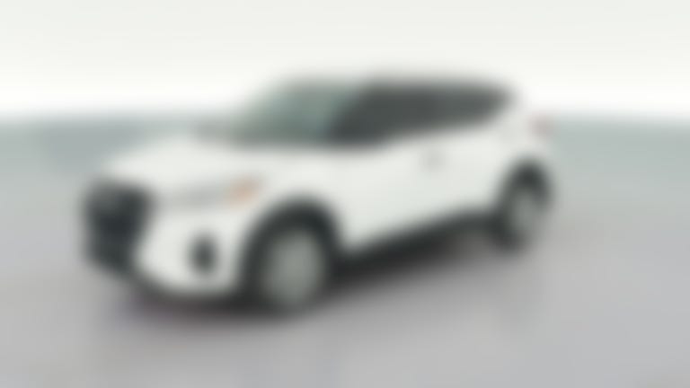 2025 Nissan Kicks Play vehicle photo