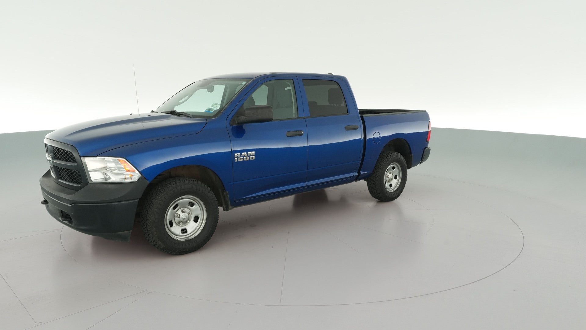 2016 Ram 1500 Crew Cab vehicle photo