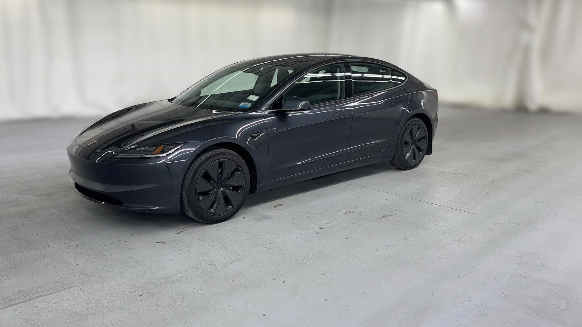 2025 Tesla Model 3 vehicle photo