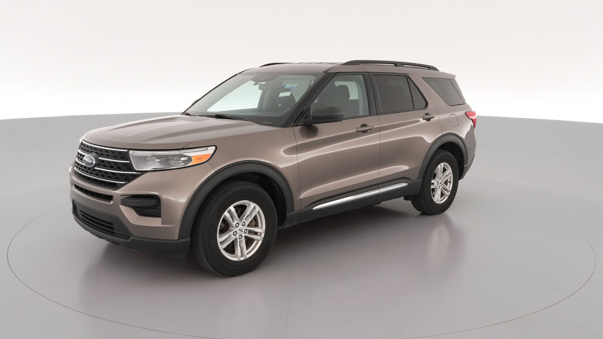 2021 Ford Explorer vehicle photo