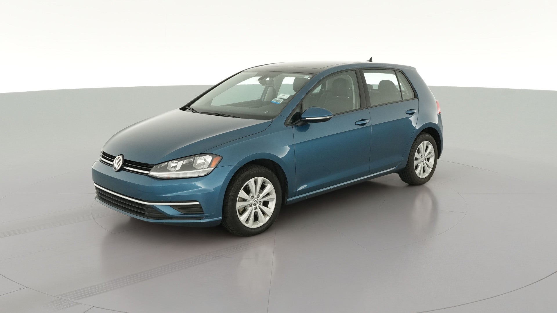 2020 Volkswagen Golf vehicle photo