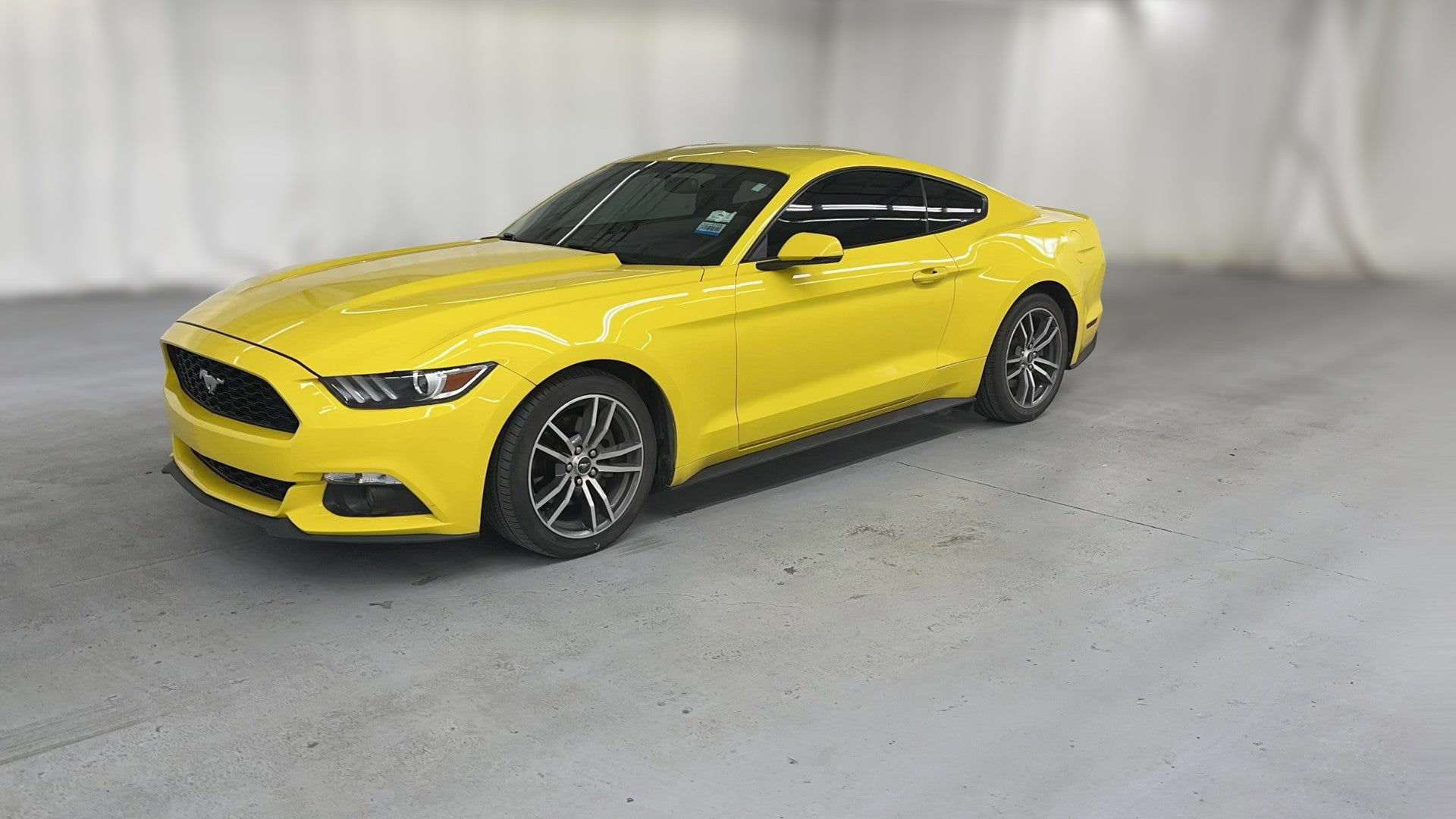 2017 Ford Mustang vehicle photo