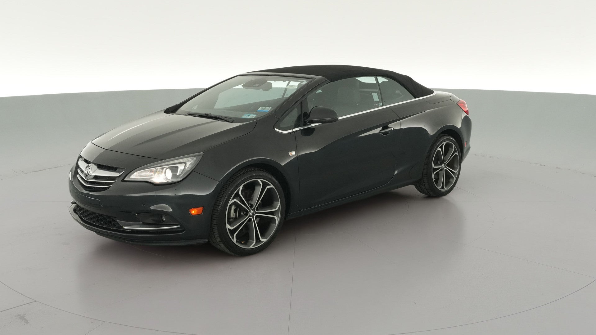 2016 Buick Cascada vehicle photo
