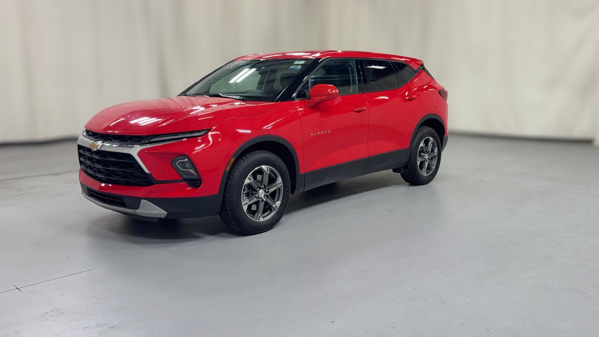 2025 Chevrolet Blazer vehicle photo