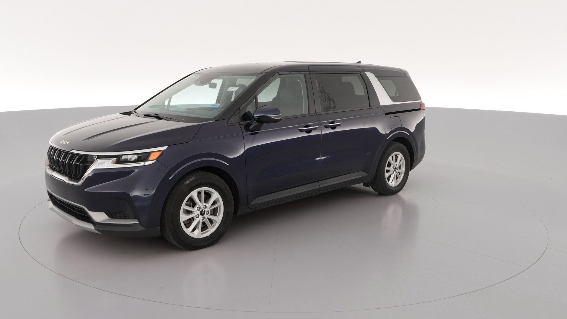 2024 Kia Carnival vehicle photo