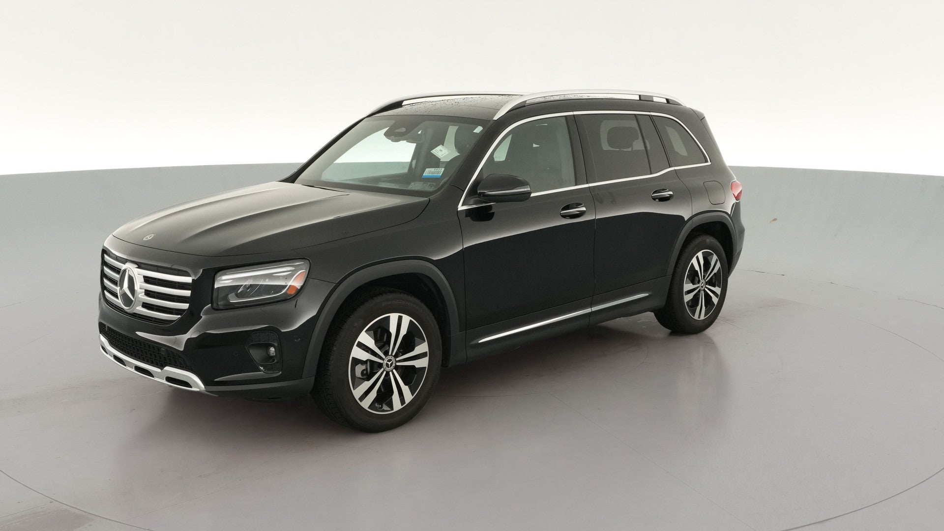 2025 Mercedes-Benz GLB vehicle photo