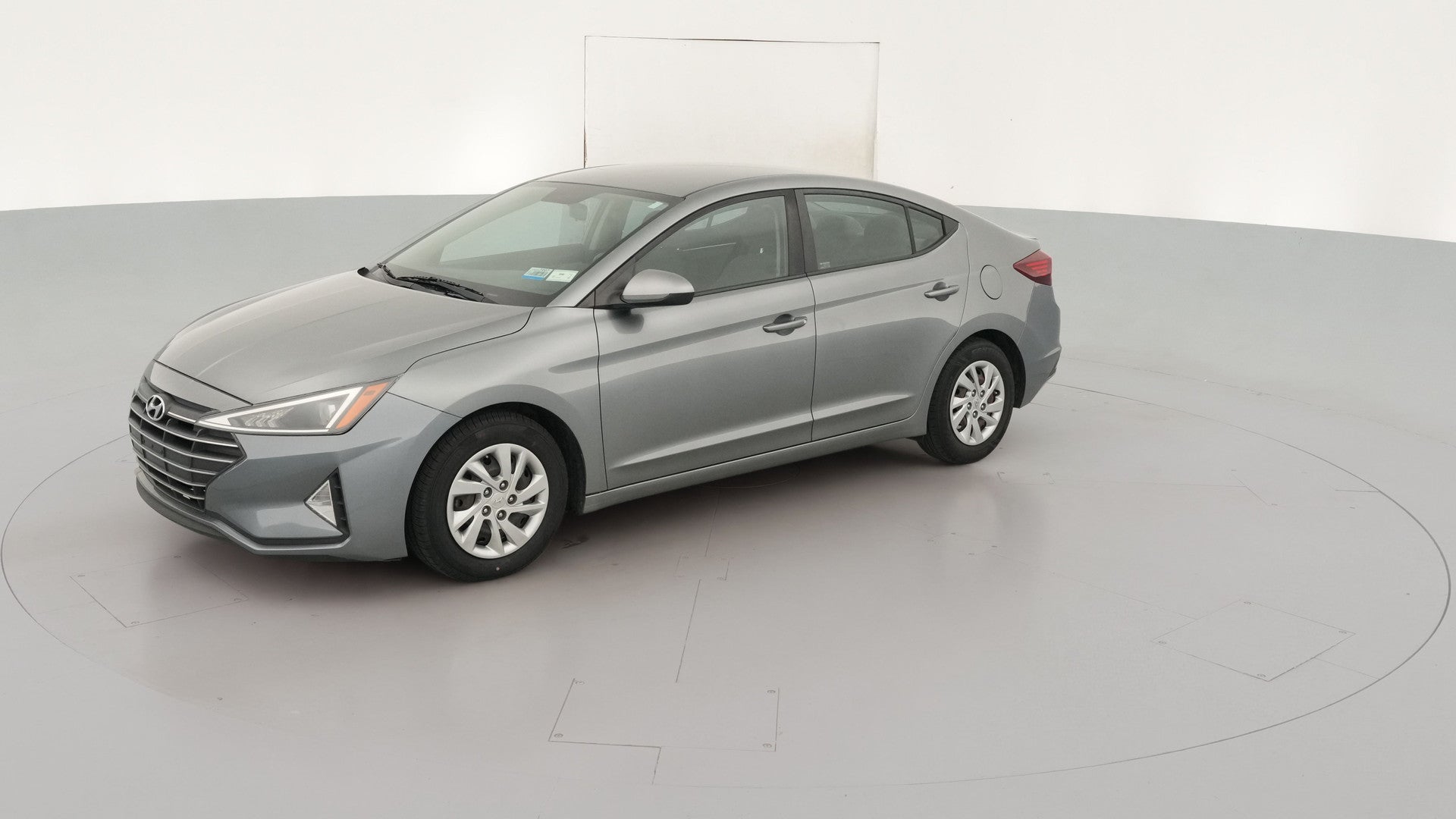 2019 Hyundai Elantra vehicle photo