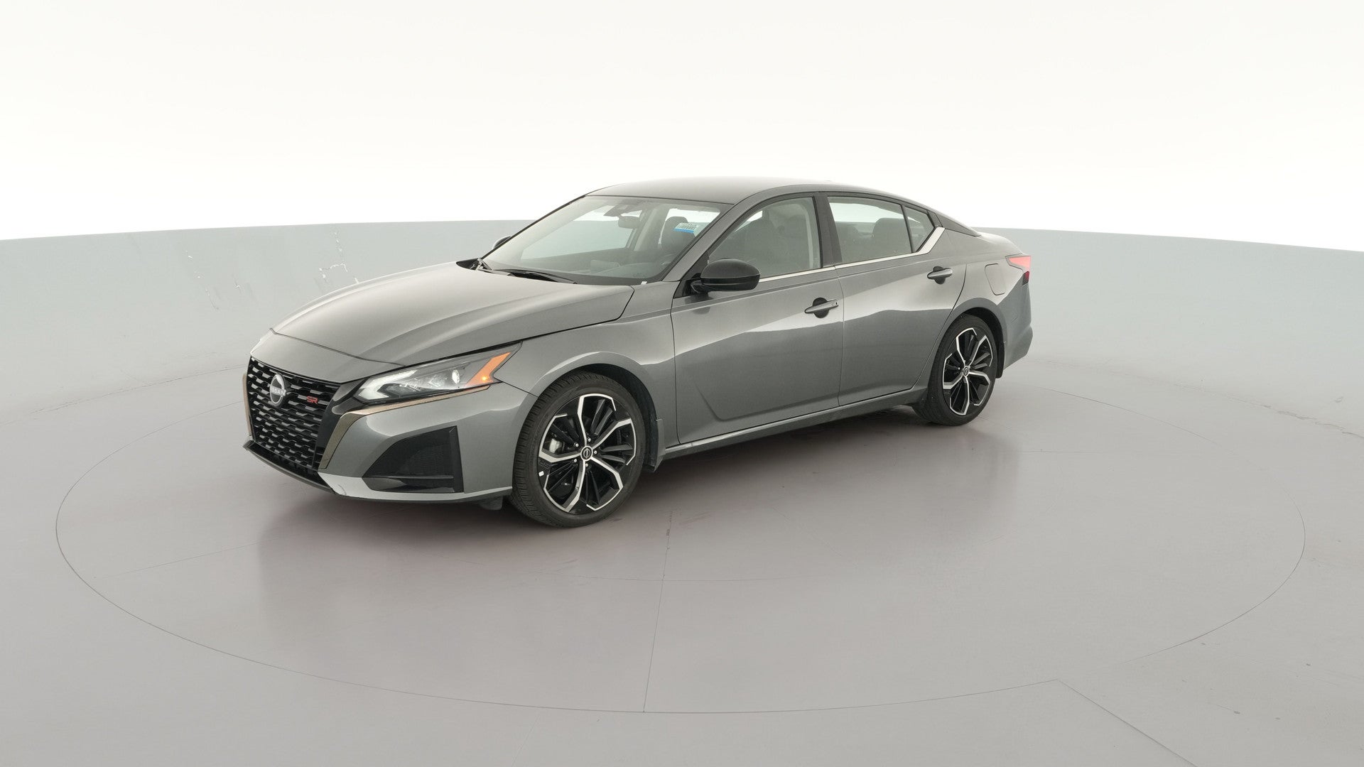 2025 Nissan Altima vehicle photo